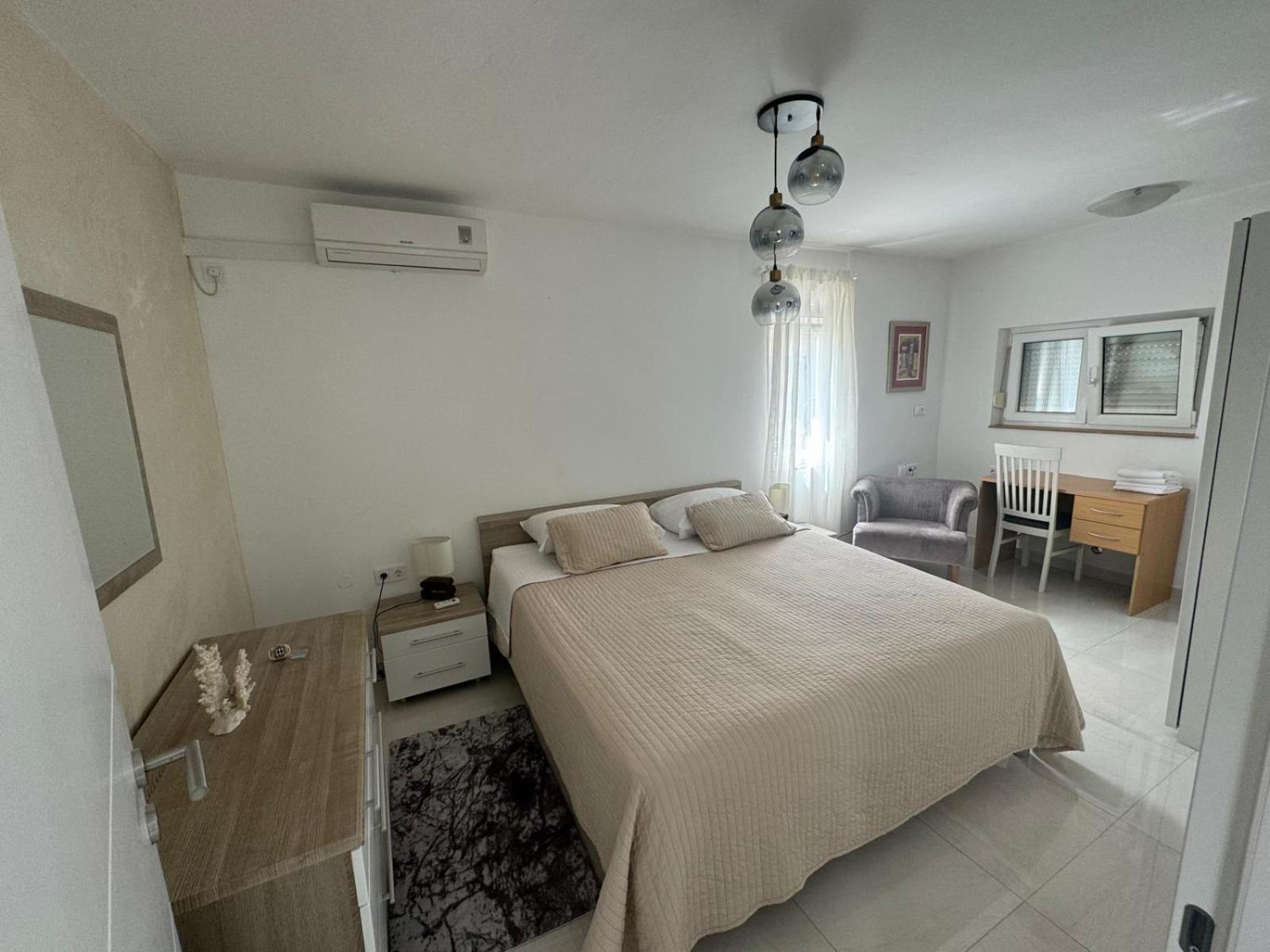 Three Bedroom Apartmant With Sea View & Terrace - Angela's * Zadar